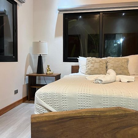 Dragonfly Beachfront Villas-Adult Only プンタ・ウバ エクステリア 写真